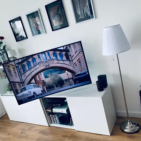 X1 Garage-supermarket-pc Screen-gymeq-luxury Apt-main St 2min Walk קושיצה